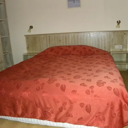 Private In St.ivan And Appartement